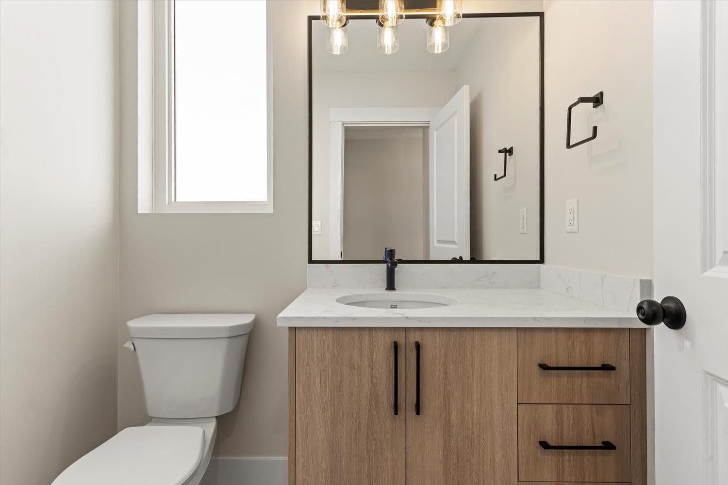 8517 Nixon Road, Chilliwack, BC