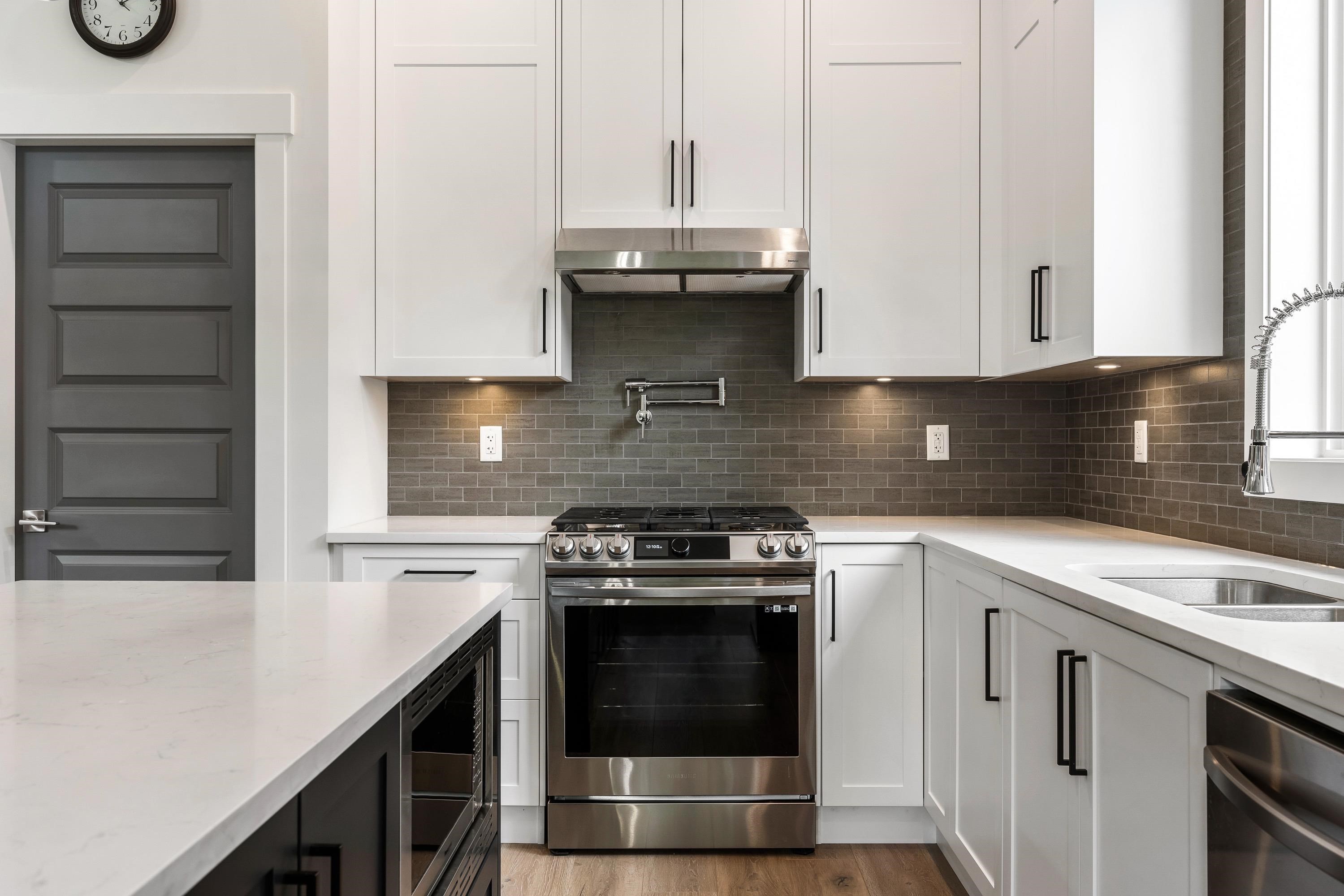 88-1880 Columbia Valley Road, Lindell Beach, BC