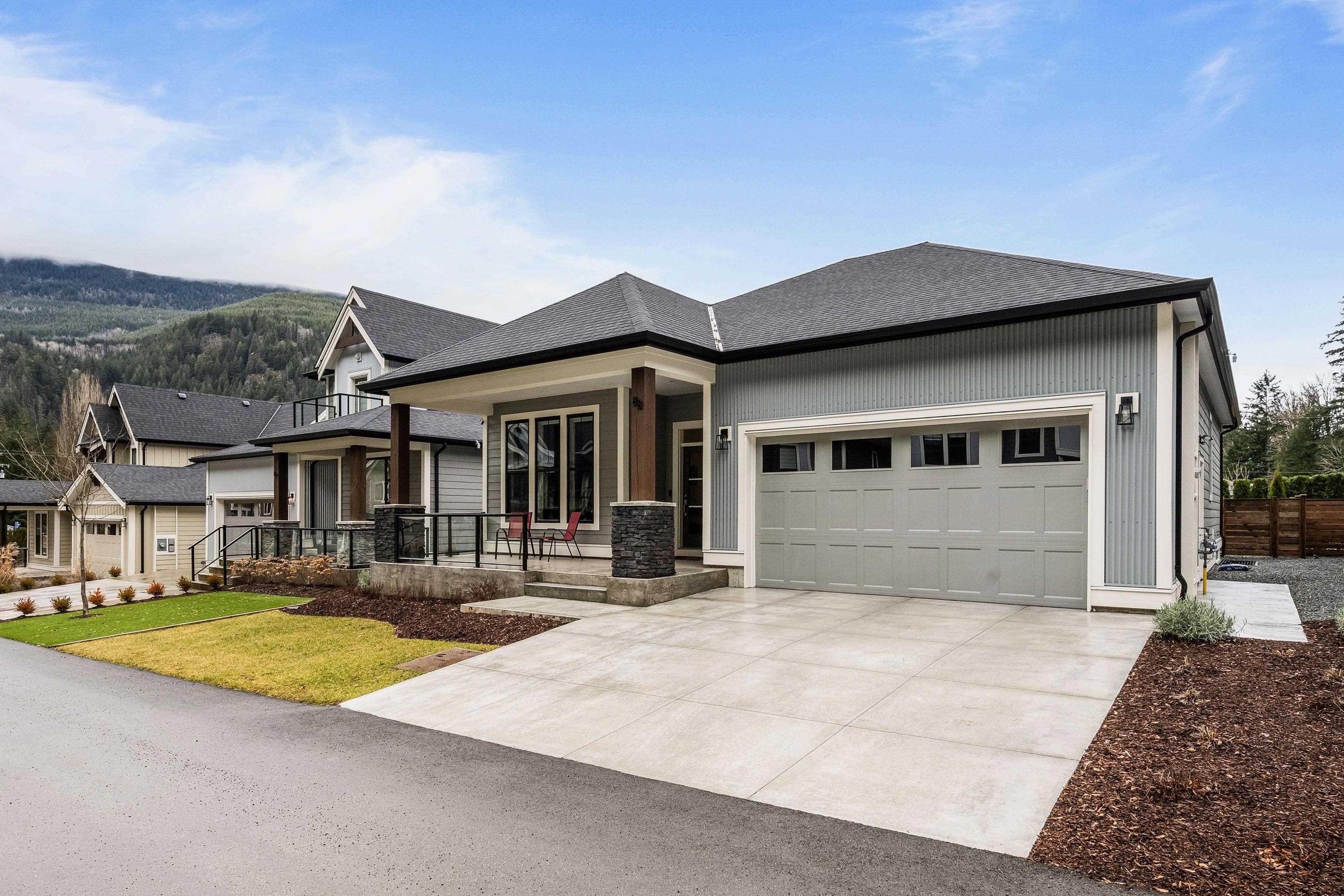 88-1880 Columbia Valley Road, Lindell Beach, BC