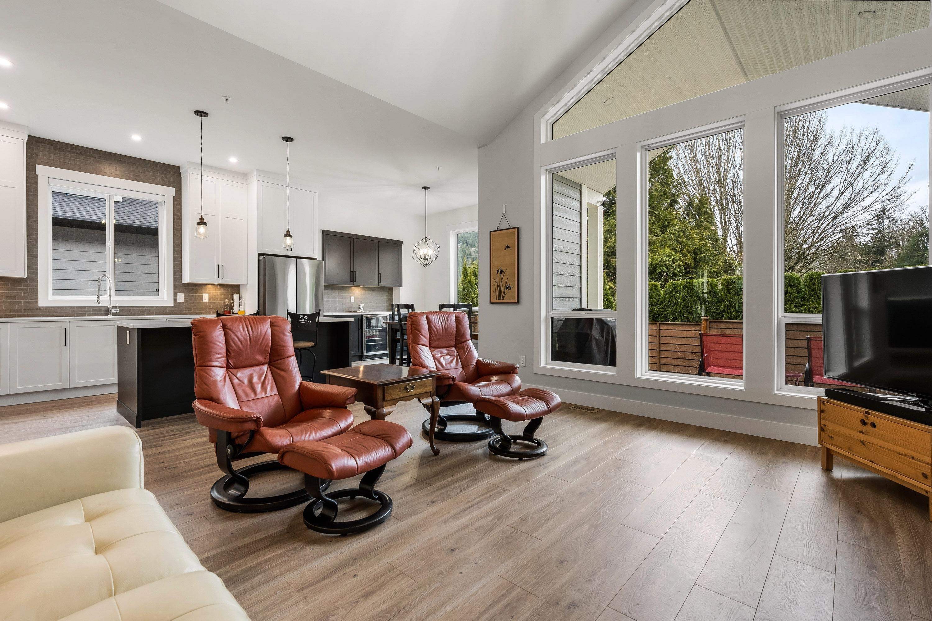 88-1880 Columbia Valley Road, Lindell Beach, BC