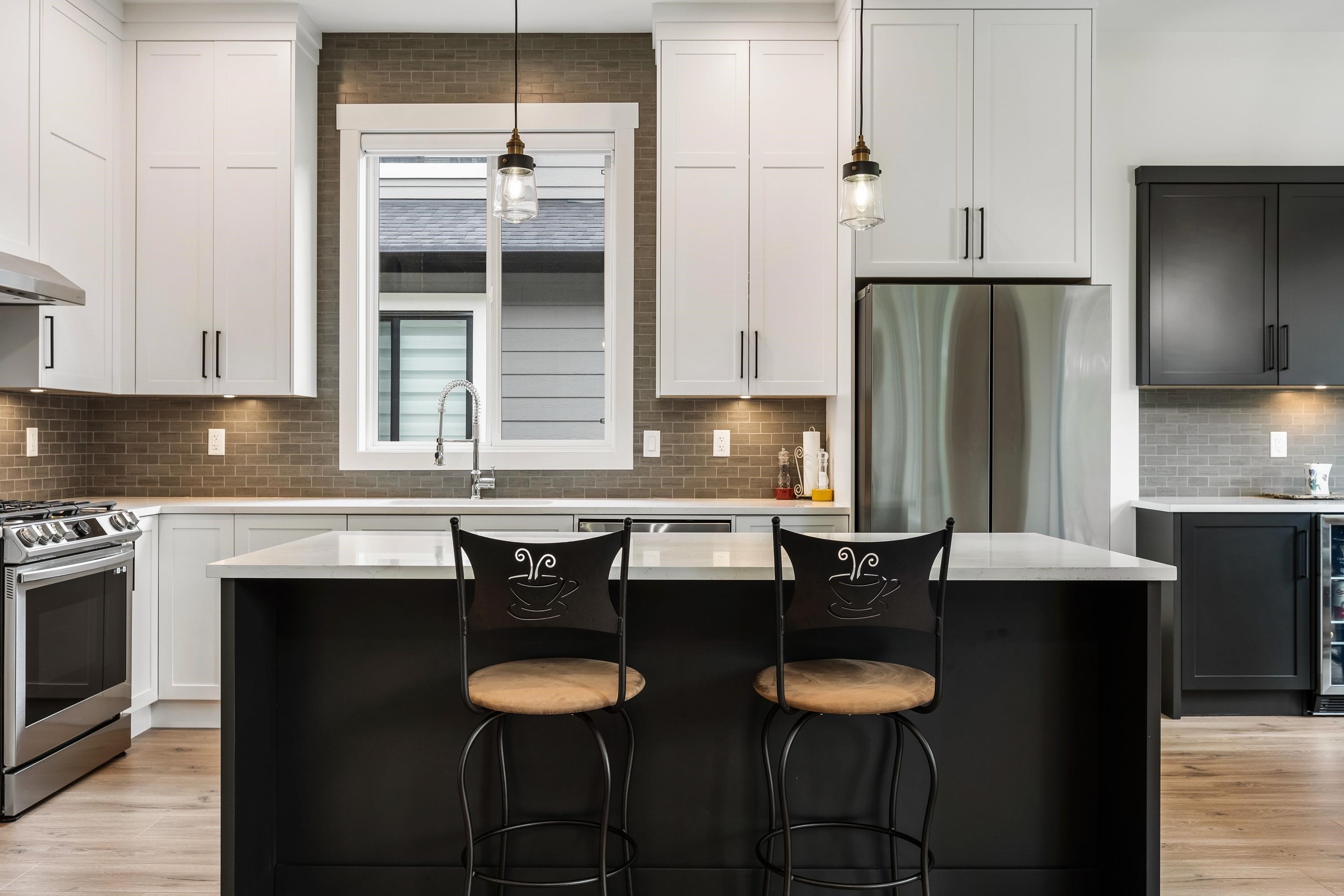 88-1880 Columbia Valley Road, Lindell Beach, BC