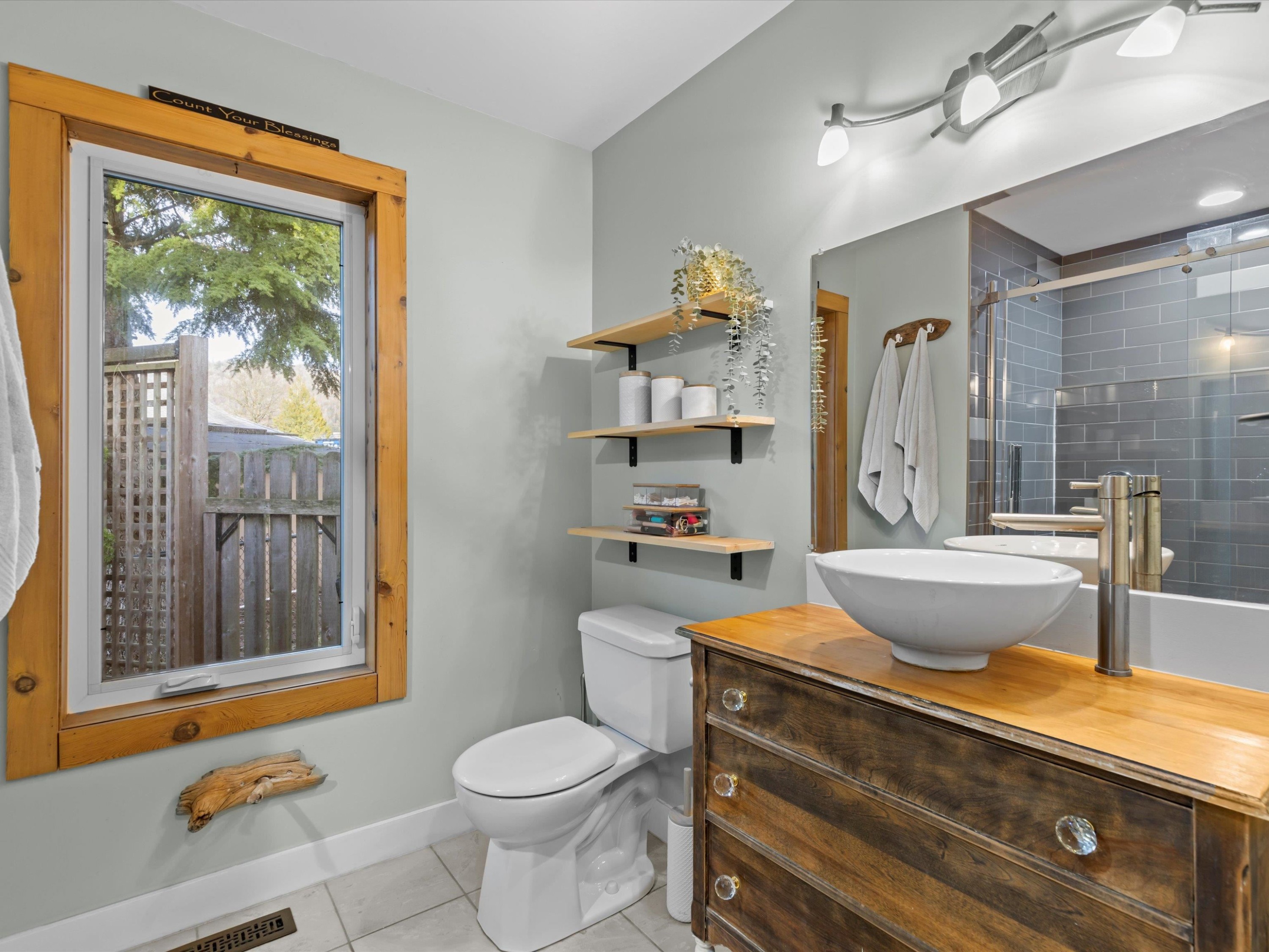 6909 Fraser Drive, Agassiz, BC