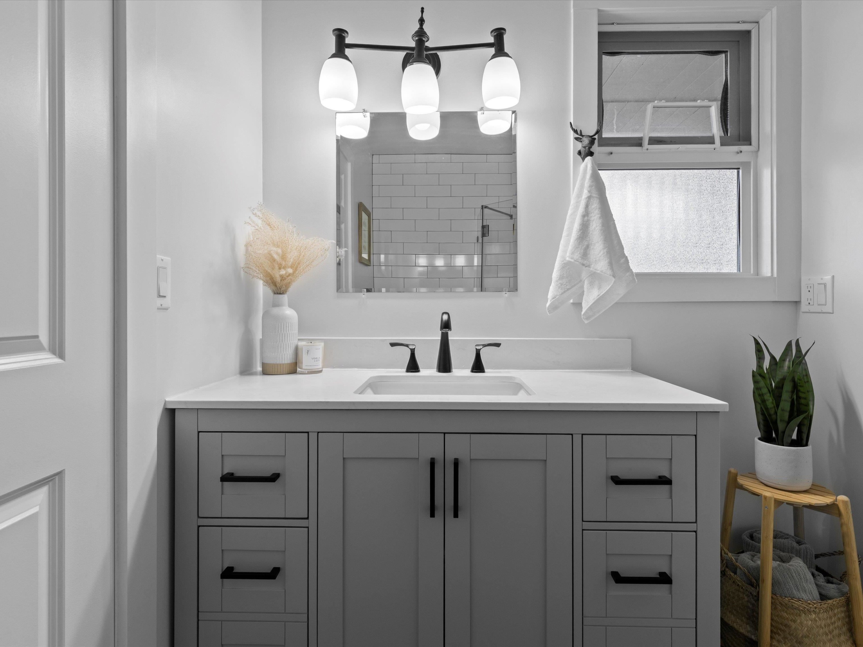 6909 Fraser Drive, Agassiz, BC