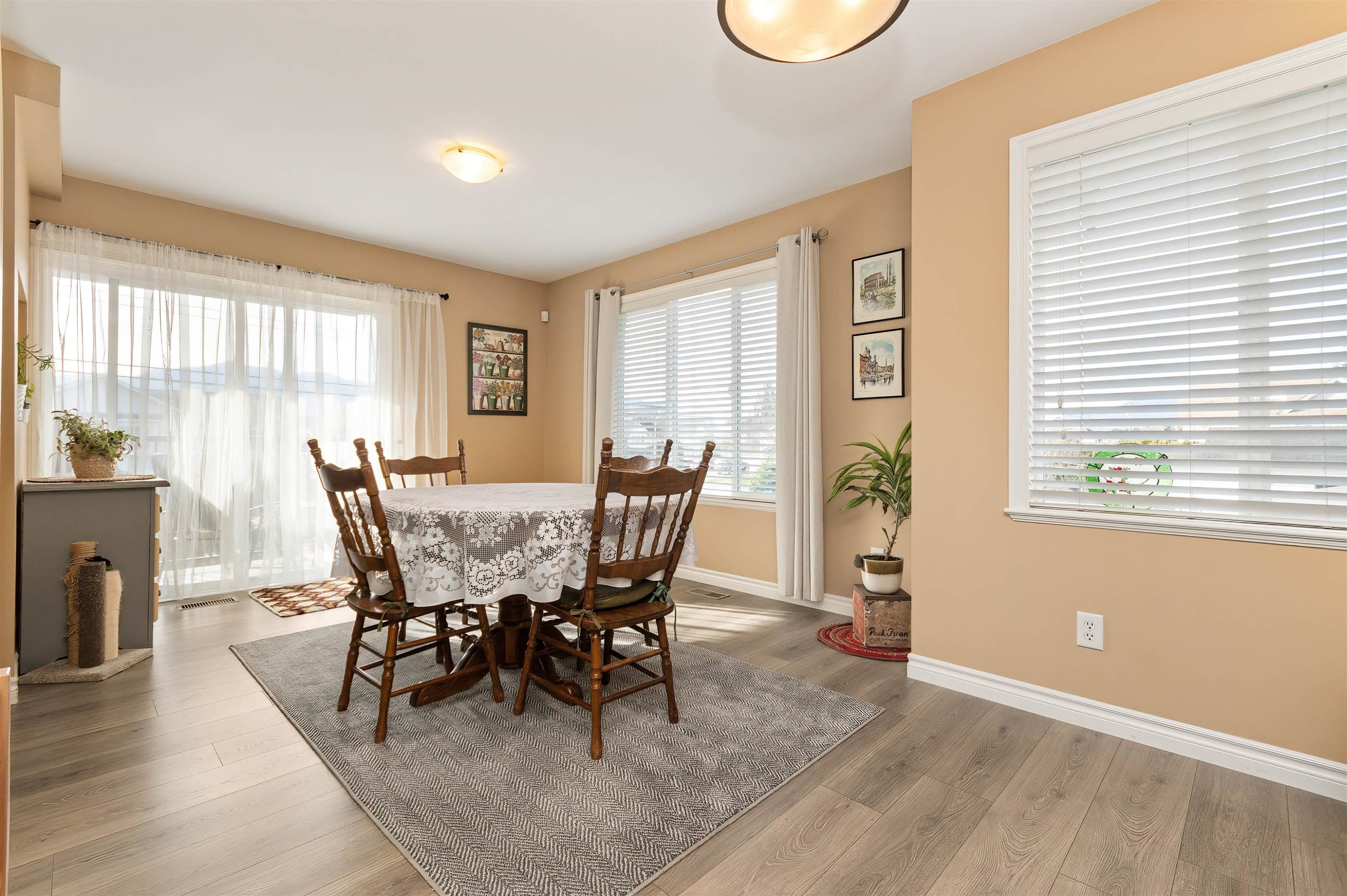 1-46321 Cessna Drive, Chilliwack, BC