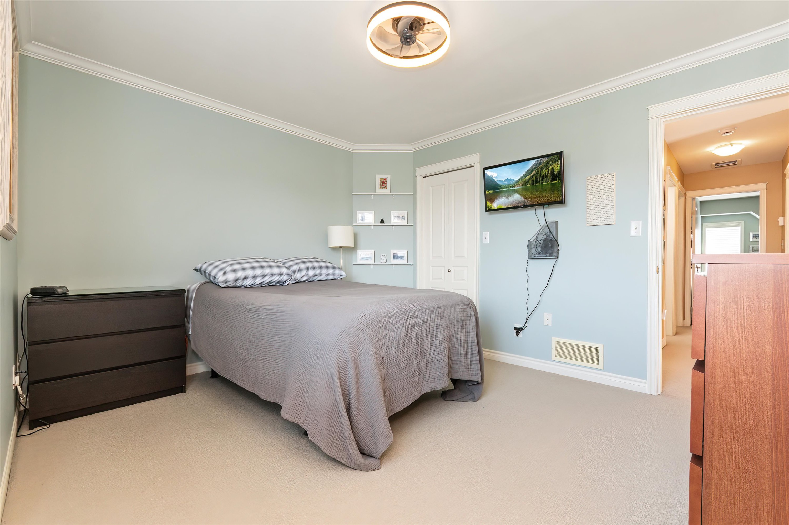 1-46321 Cessna Drive, Chilliwack, BC