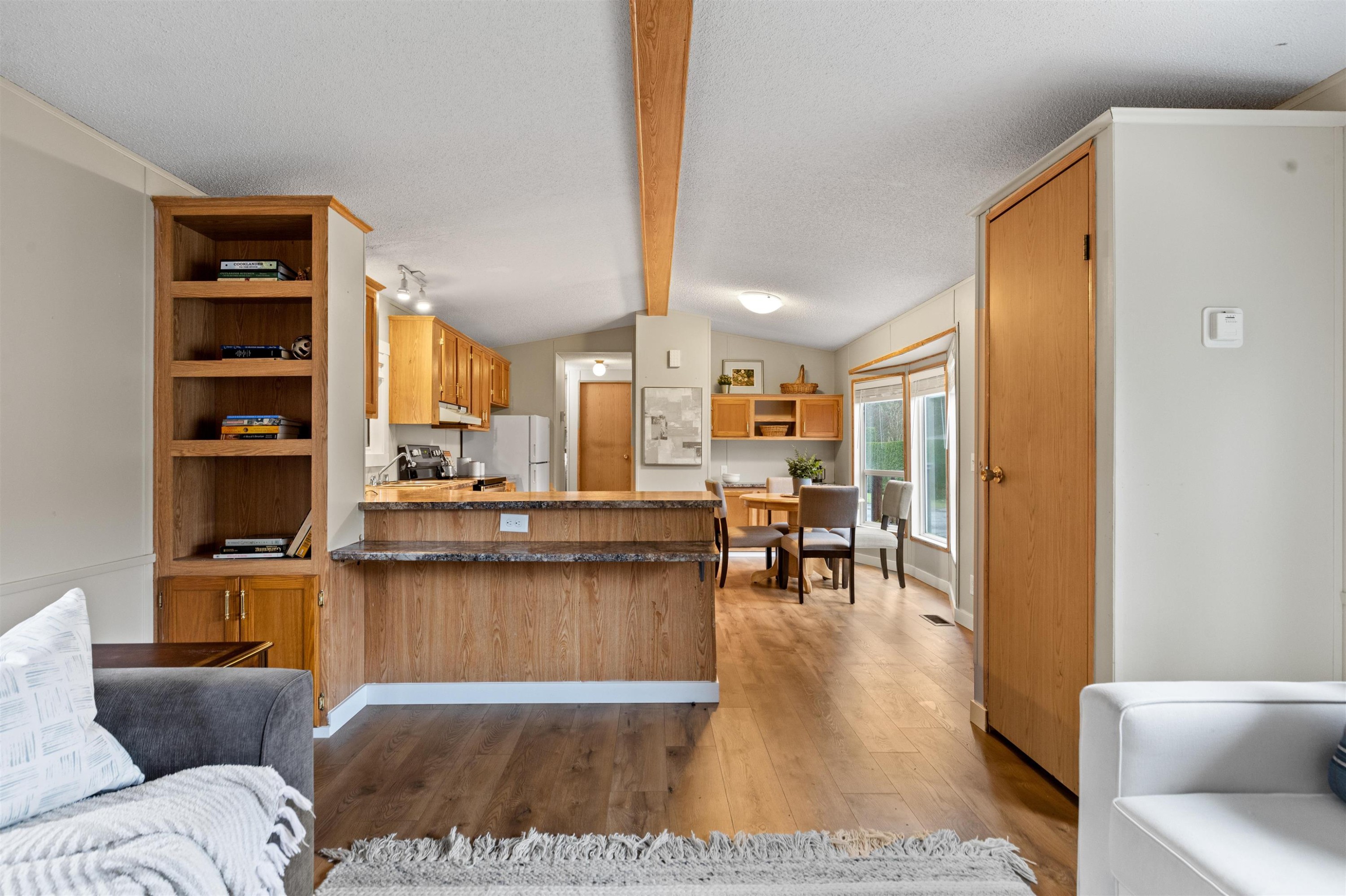 216-45835 Sleepy Hollow Road, Cultus Lake, BC