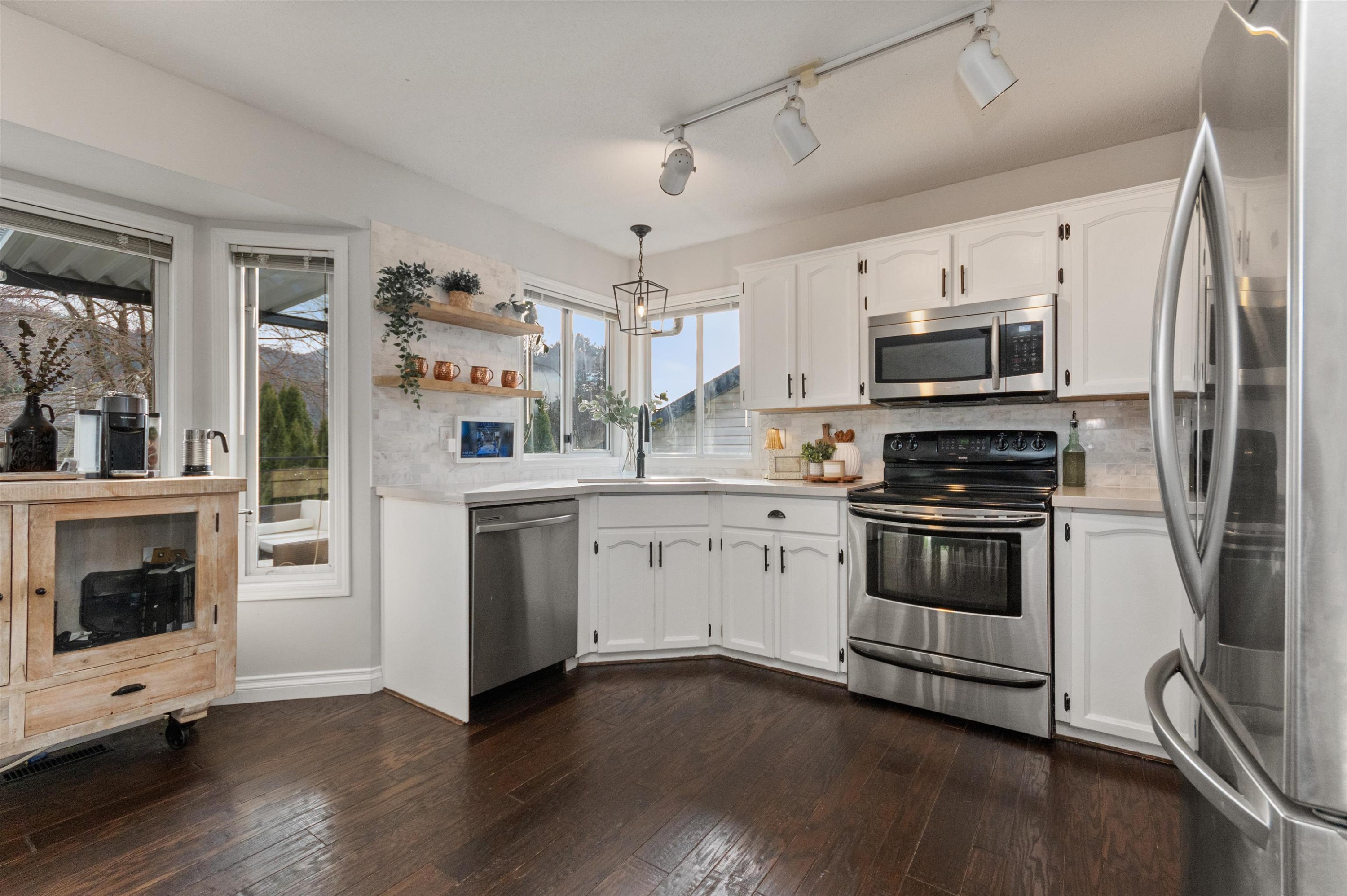 44882 Cumberland Avenue, Chilliwack, BC