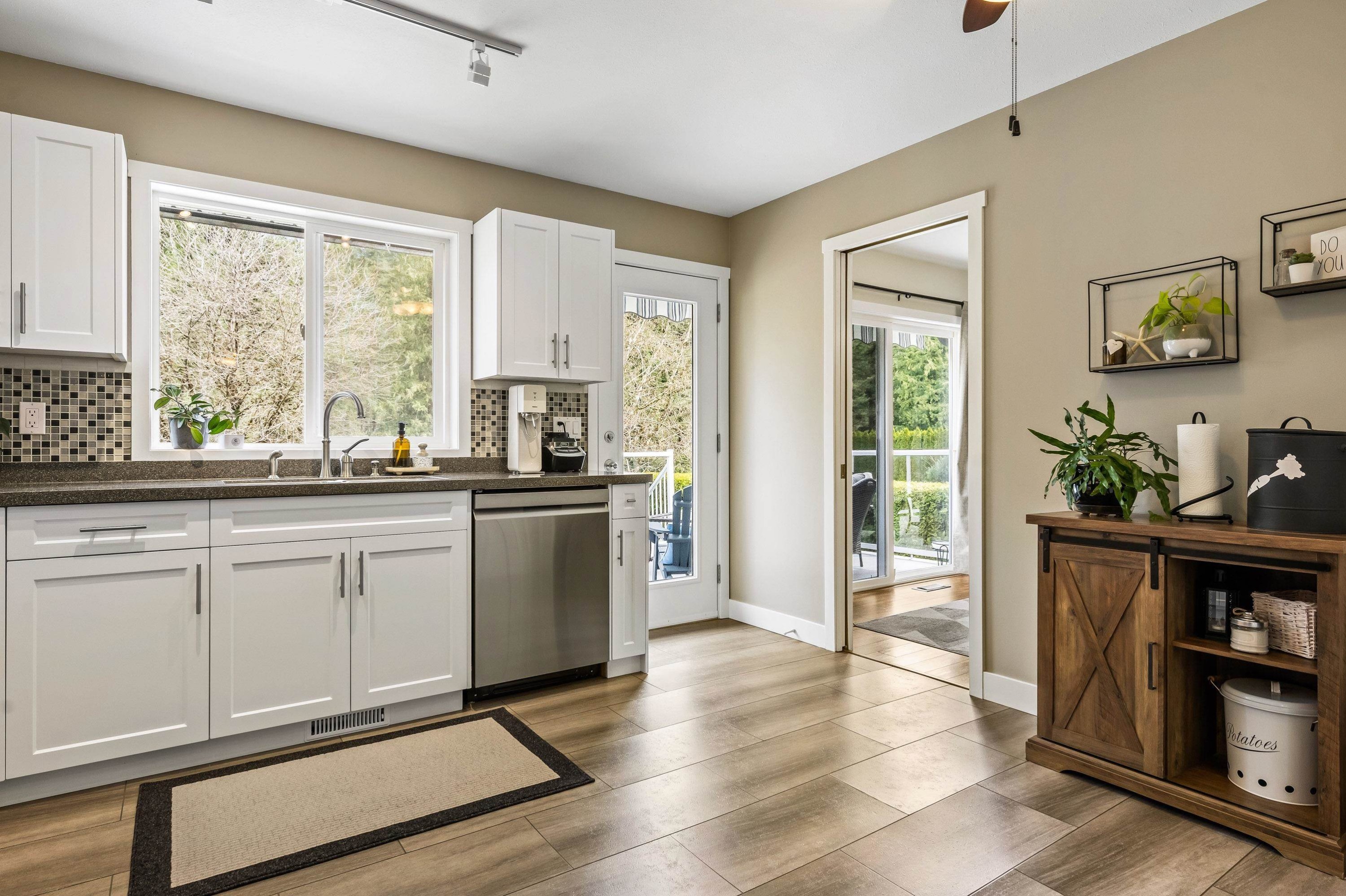 295 Forrest Crescent, Hope, BC