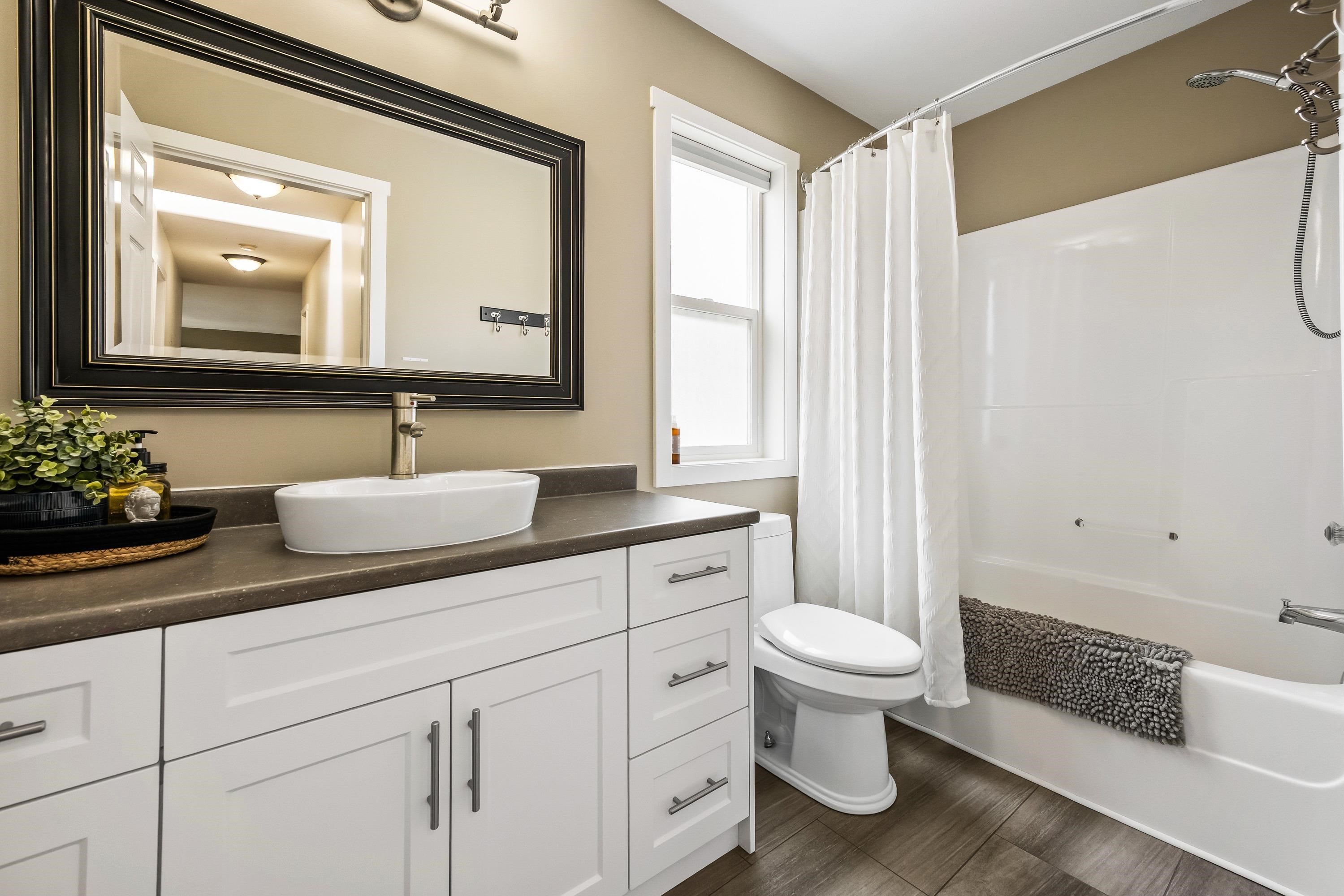 295 Forrest Crescent, Hope, BC