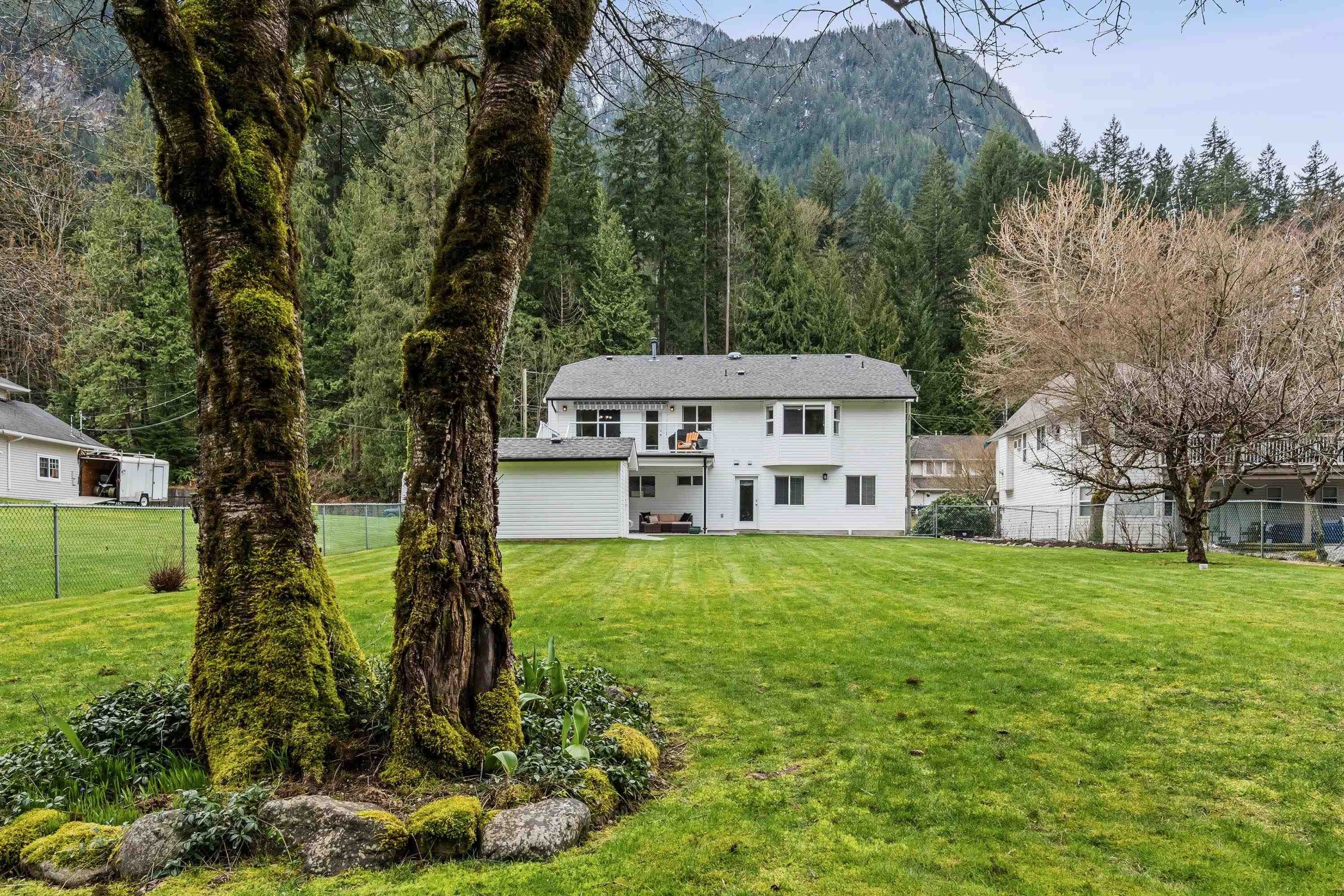 295 Forrest Crescent, Hope, BC