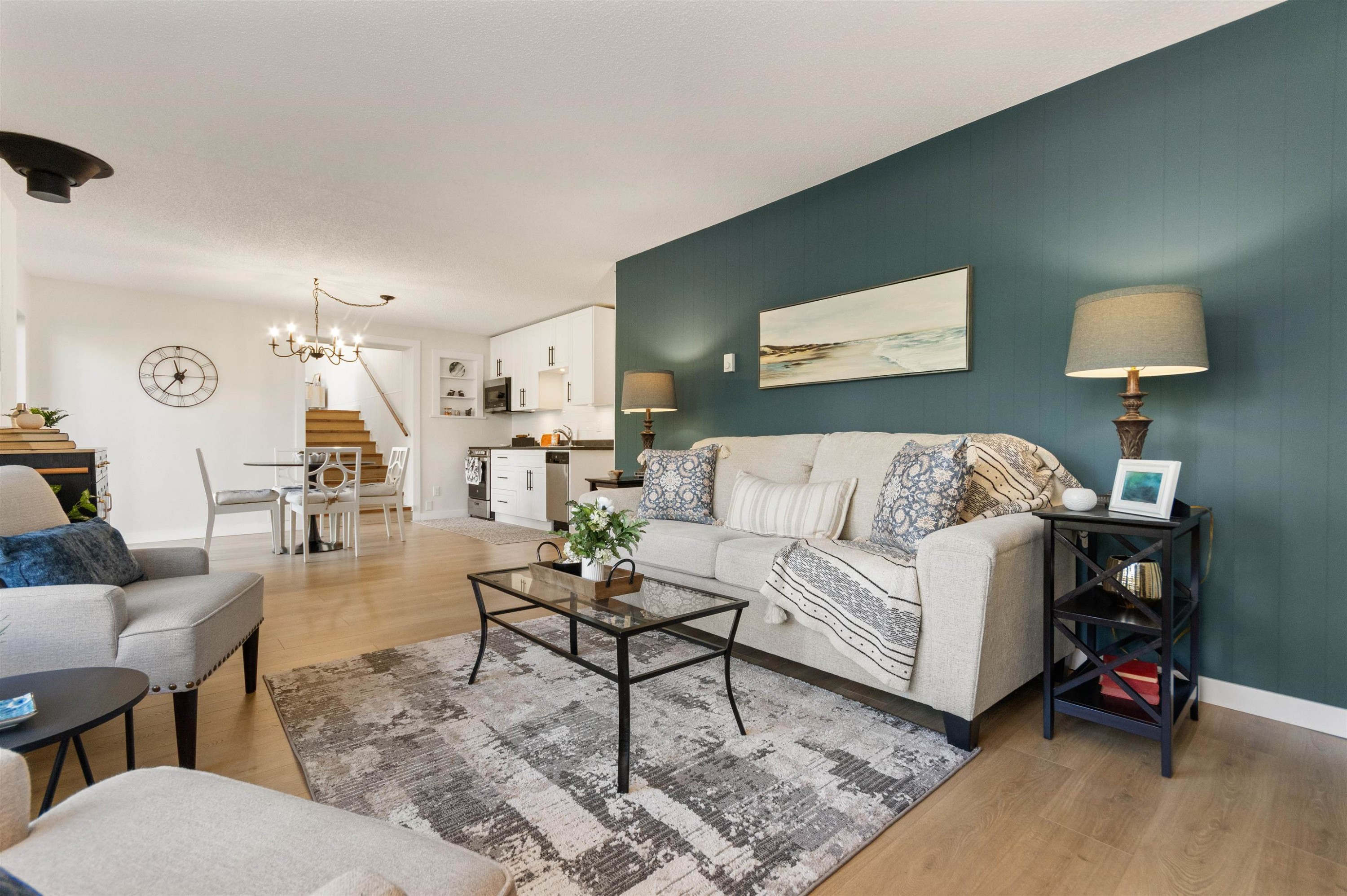 30 Robertson Crescent, Hope, BC