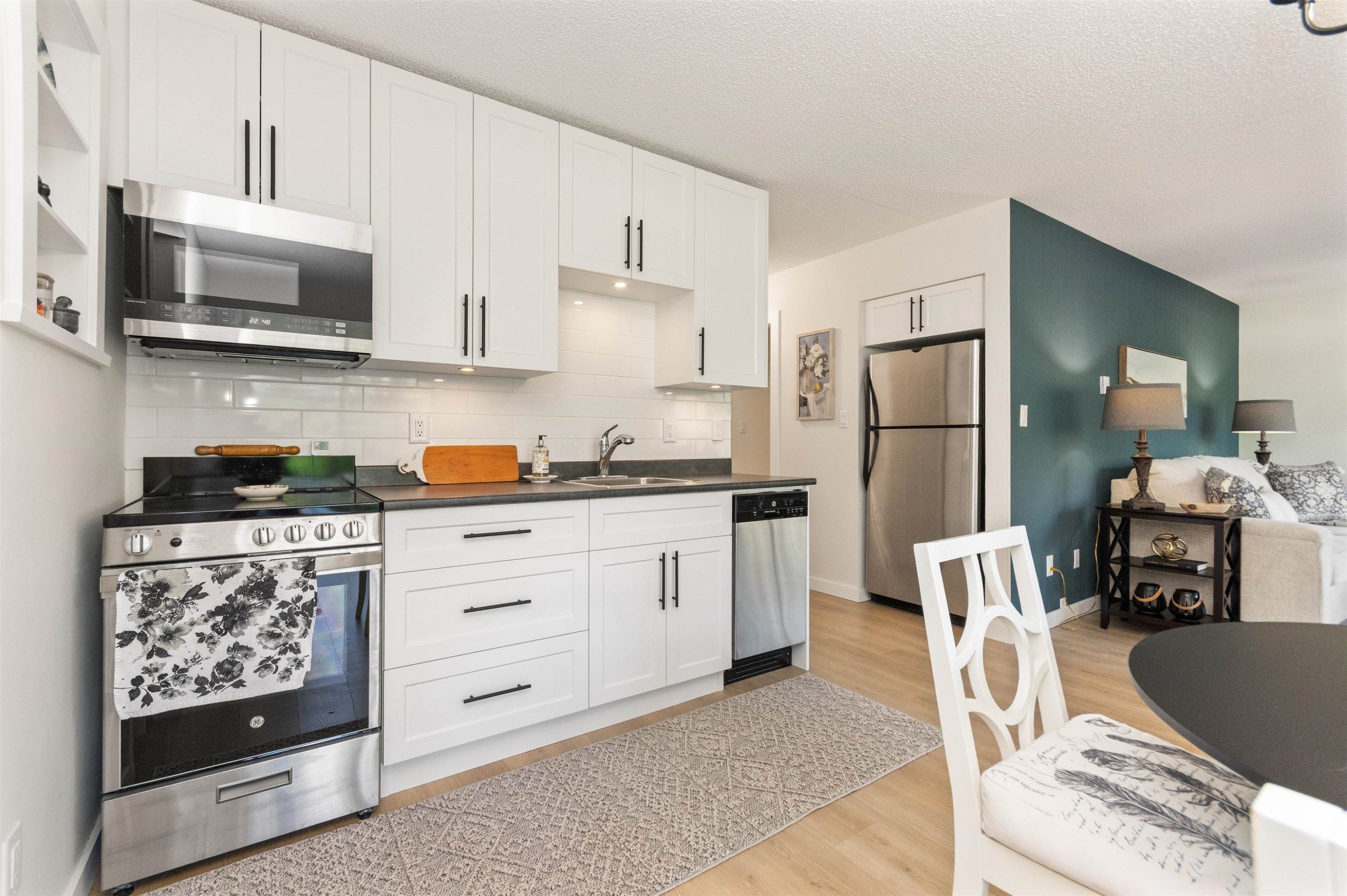 30 Robertson Crescent, Hope, BC