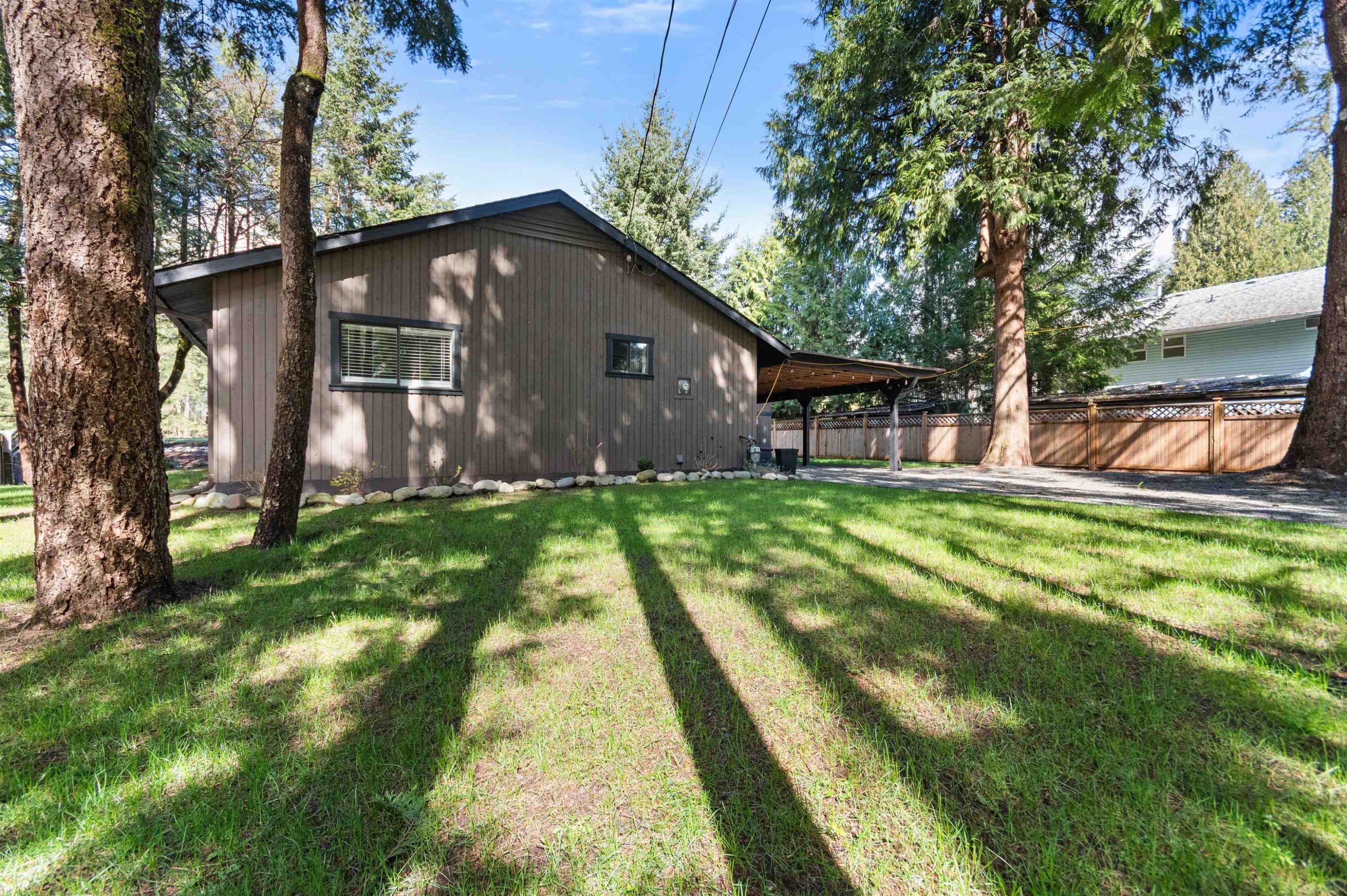 30 Robertson Crescent, Hope, BC