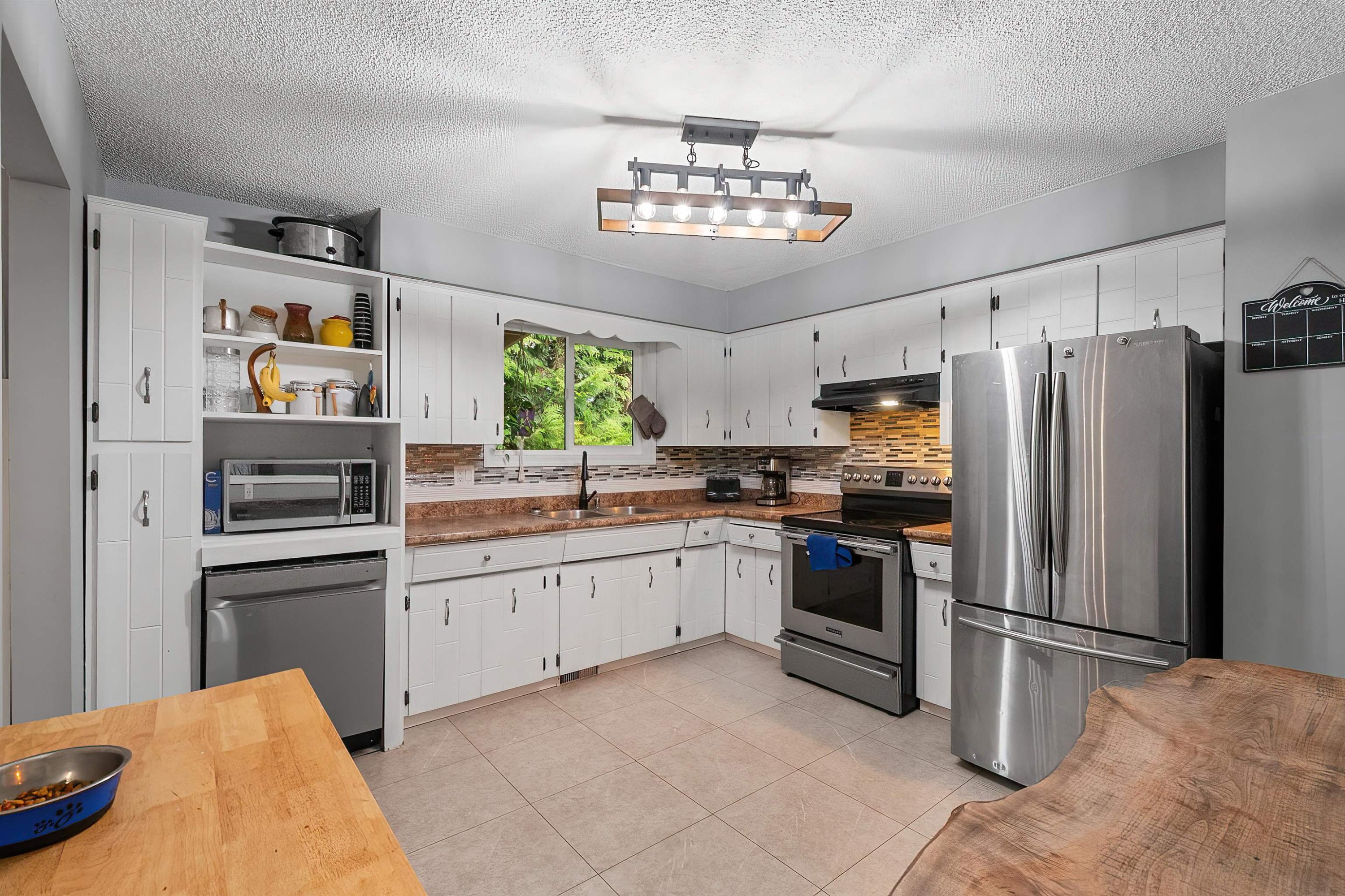 10218 Oval Drive, Chilliwack, BC