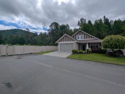46570 Hearthstone Street Chilliwack, BC V2R 0E4