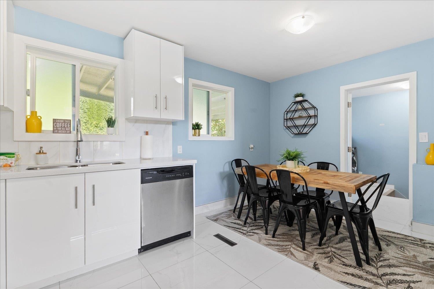 45415 Barton Avenue, Chilliwack, BC