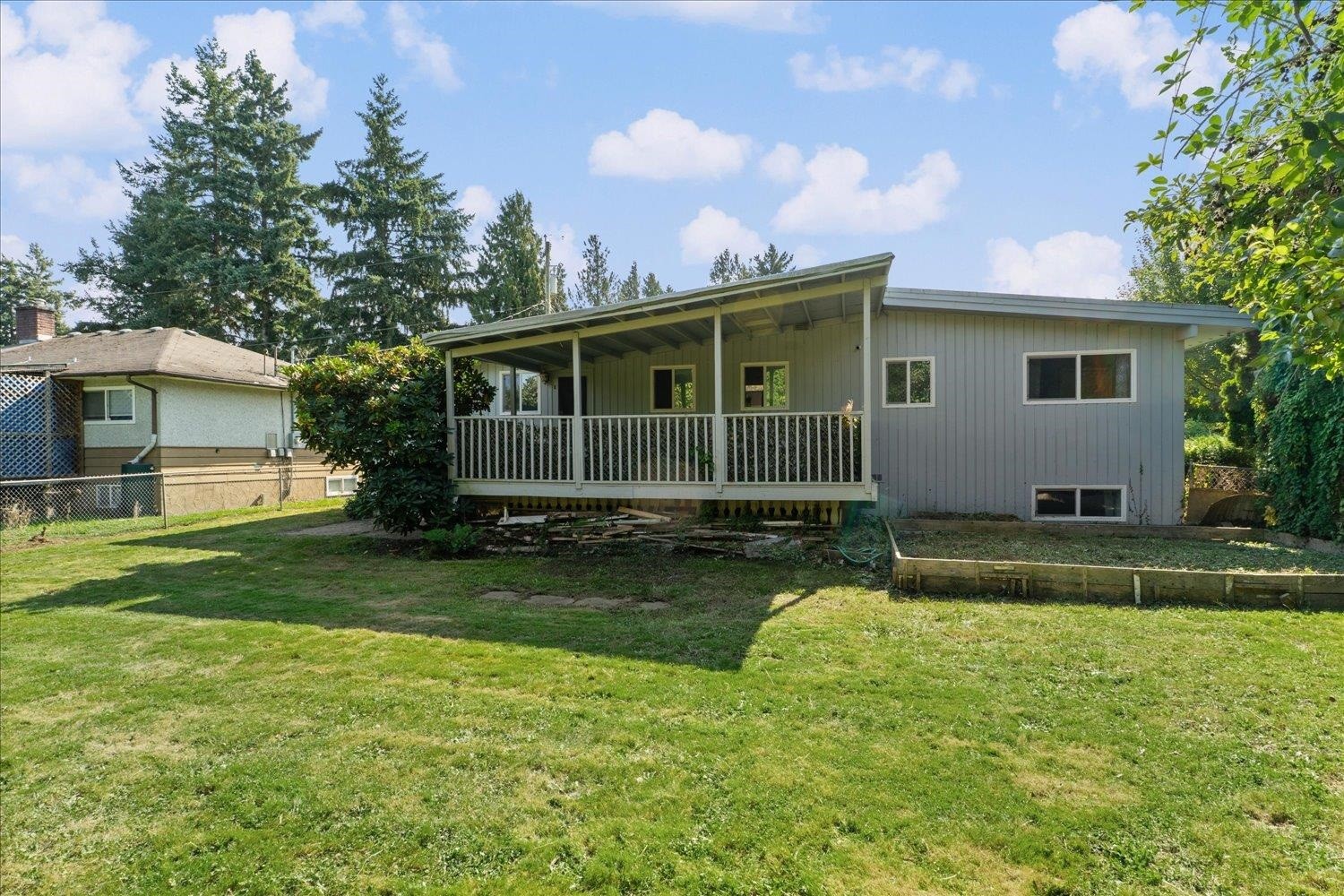 45415 Barton Avenue, Chilliwack, BC