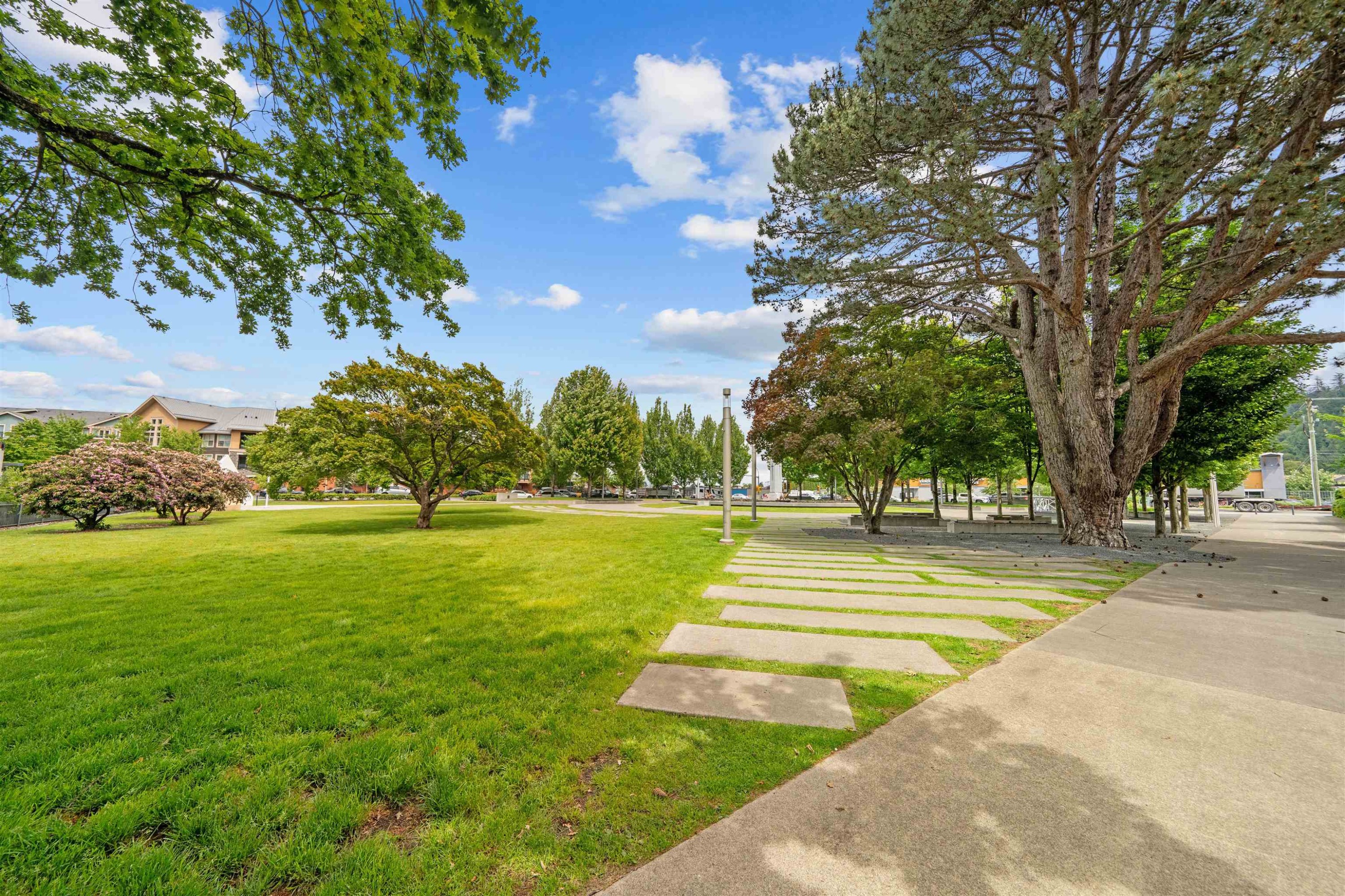 208-45511 Campus Drive, Chilliwack, BC