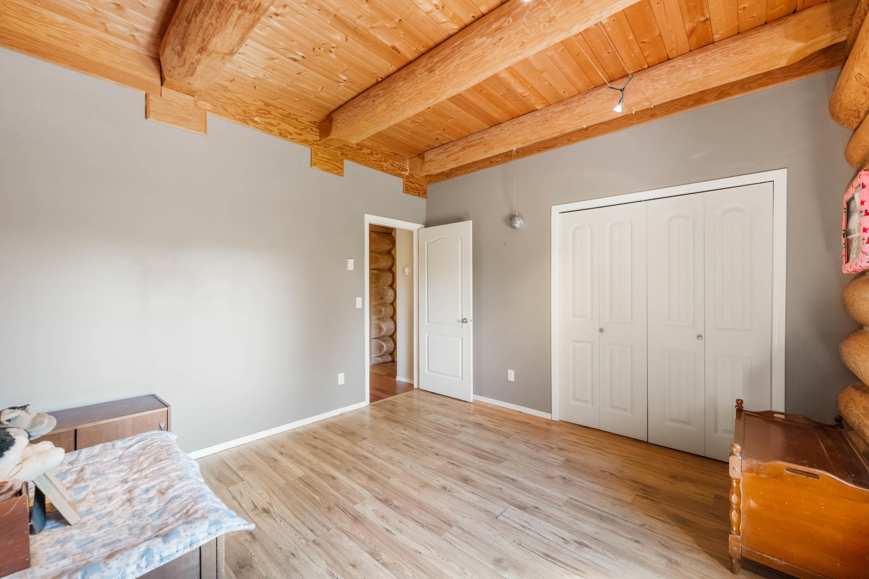5520 Graham Drive, Ryder Lake, BC