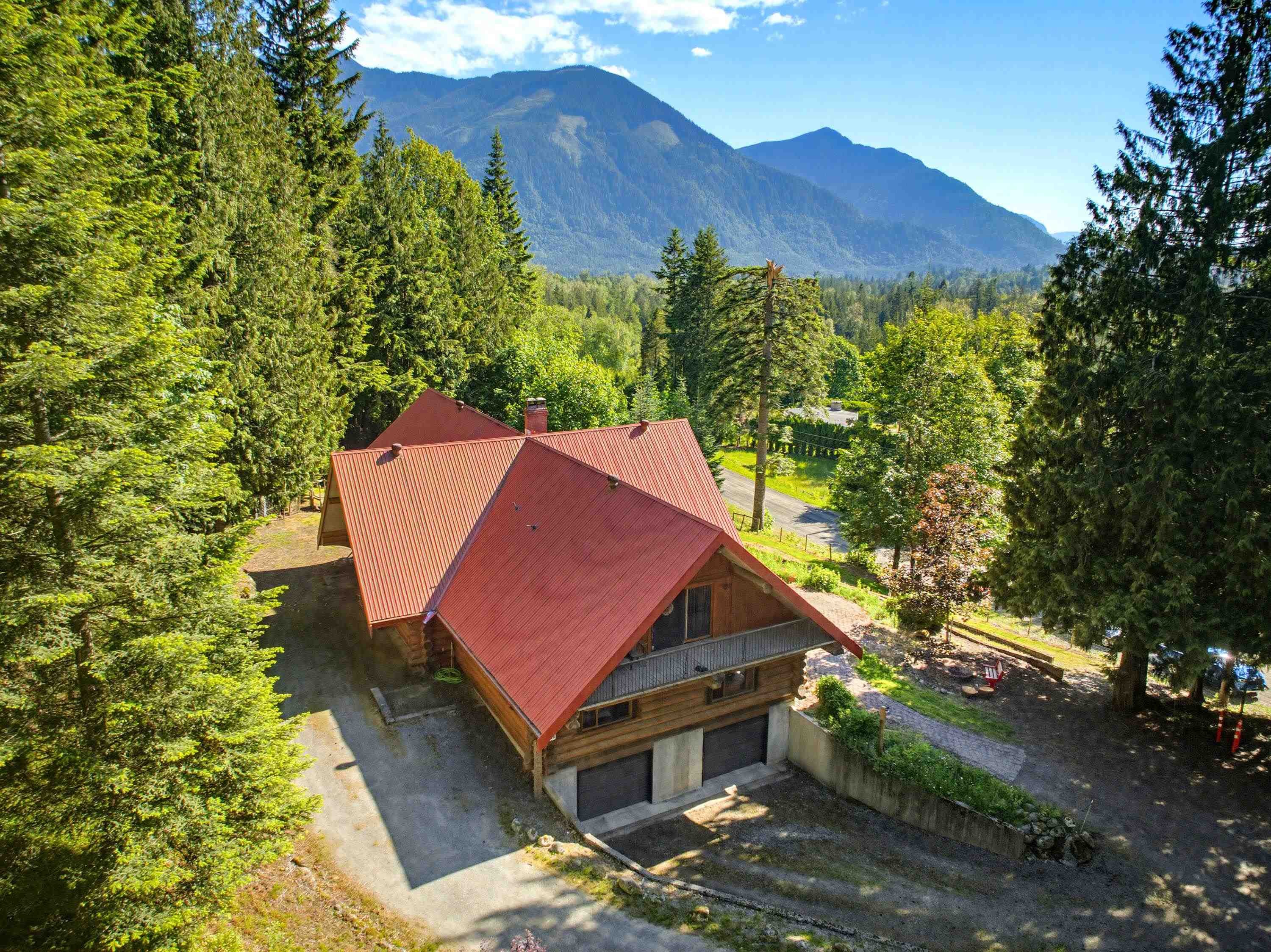 5520 Graham Drive, Ryder Lake, BC