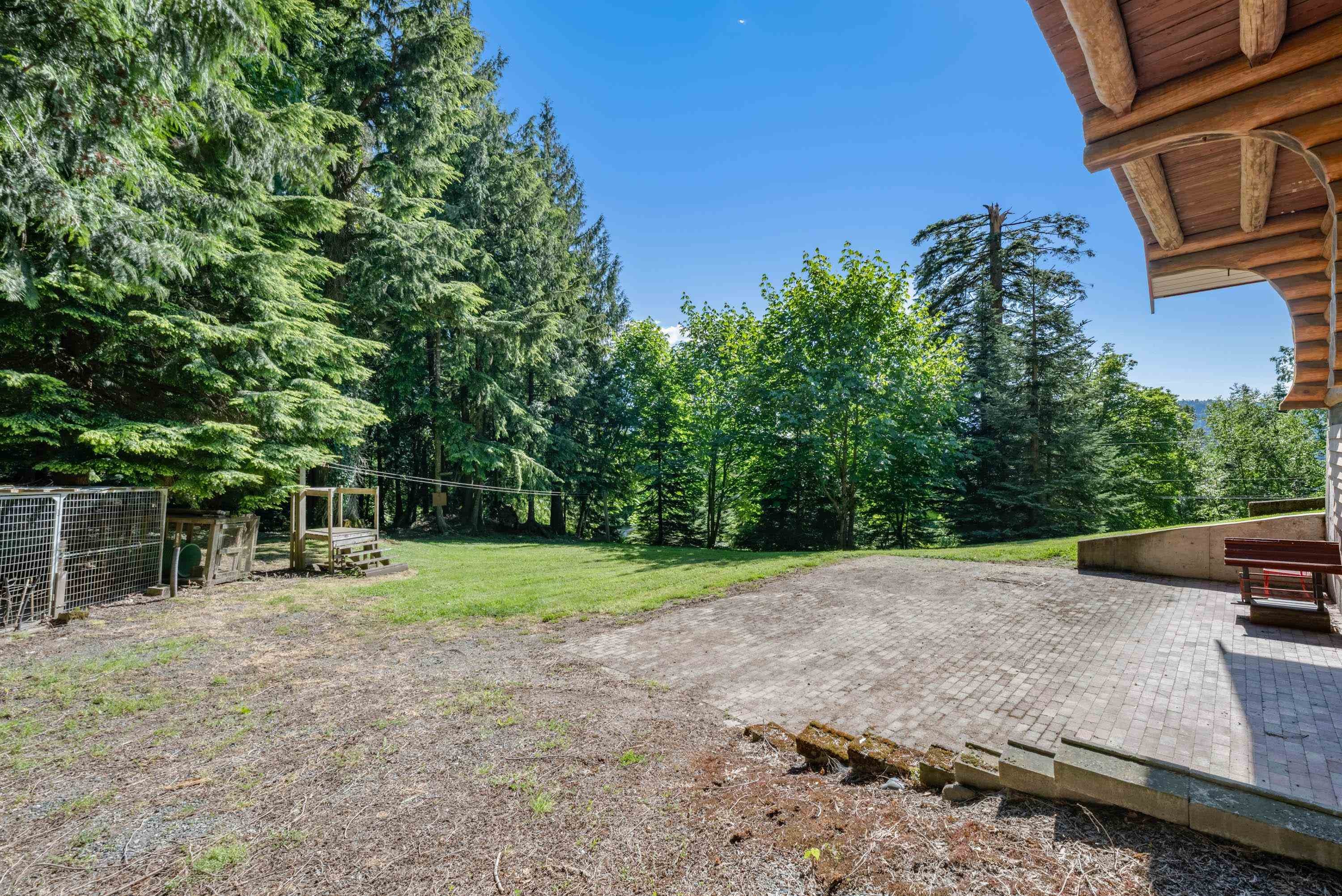 5520 Graham Drive, Ryder Lake, BC