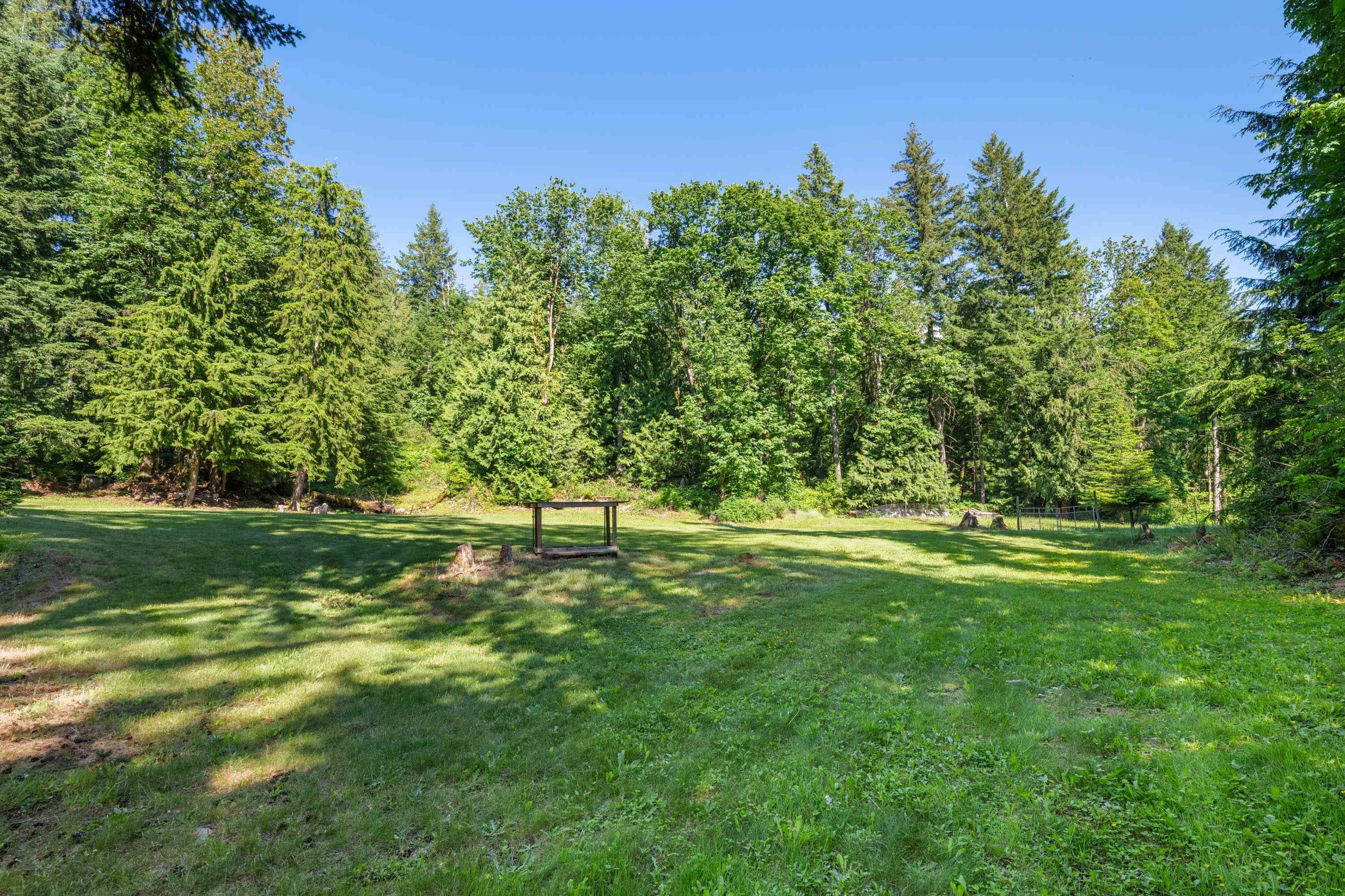 5520 Graham Drive, Ryder Lake, BC