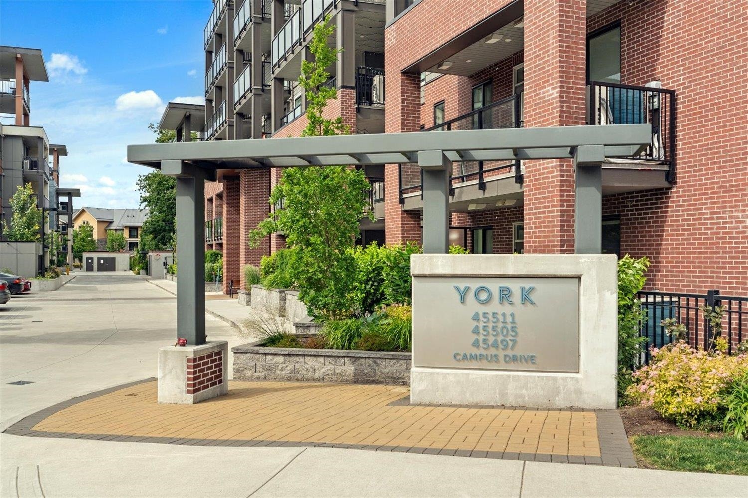 211-45511 Campus Drive, Chilliwack, BC