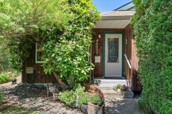 46033 Fifth Avenue Chilliwack, BC V2P 1M6