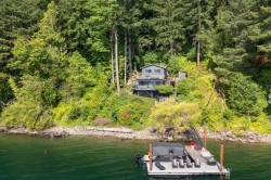 BLK C-DL 355 Cascade Bay Harrison Hot Springs, BC V0M 1K0