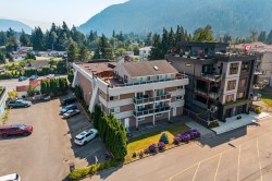 13-450 Esplanade Avenue Harrison Hot Springs, BC V0M 1K0