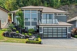 67-50778 Ledgestone Place Chilliwack, BC V2P 0E7