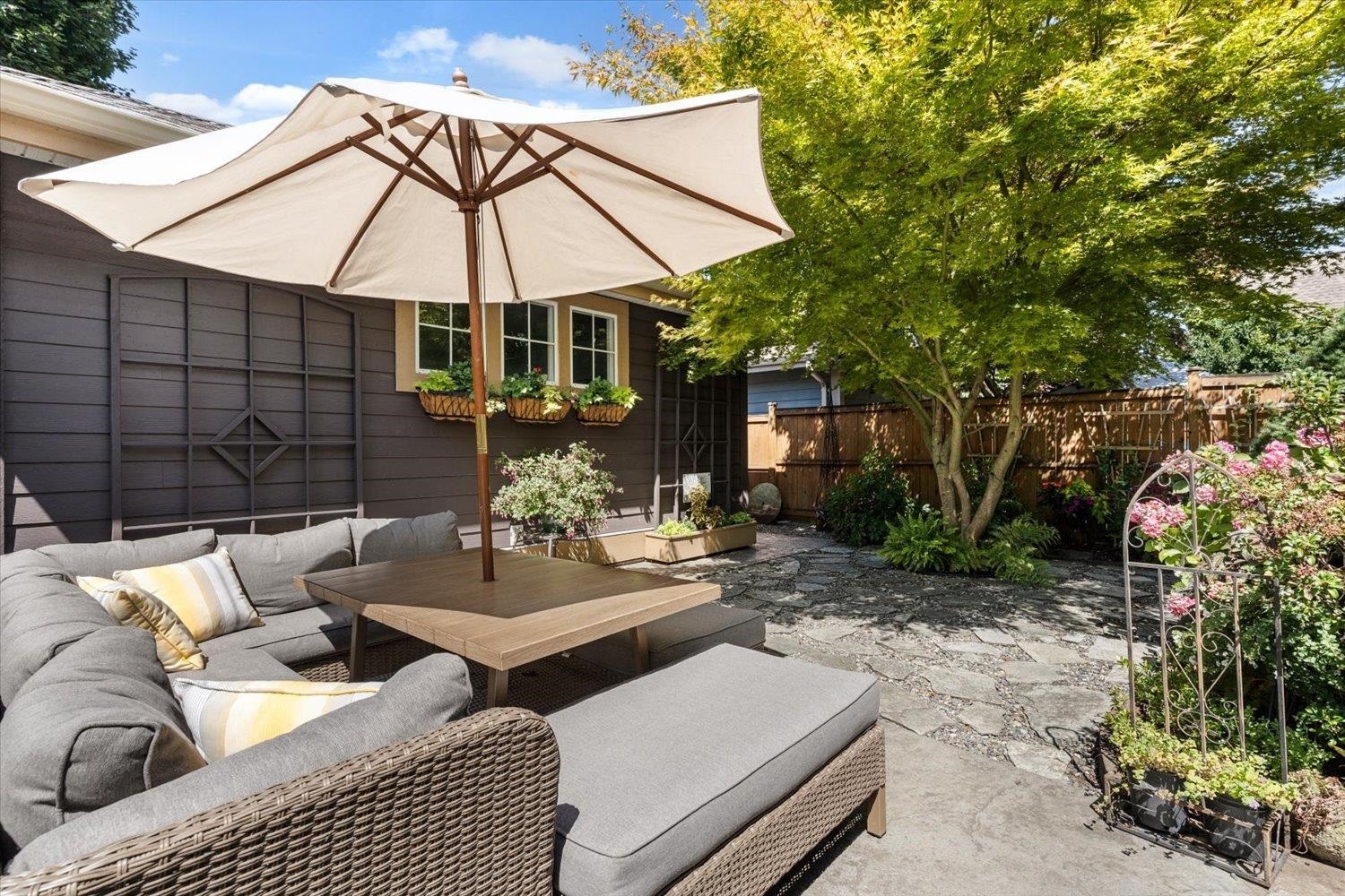 5801 Shawnigan Drive, Chilliwack, BC - Outdoor