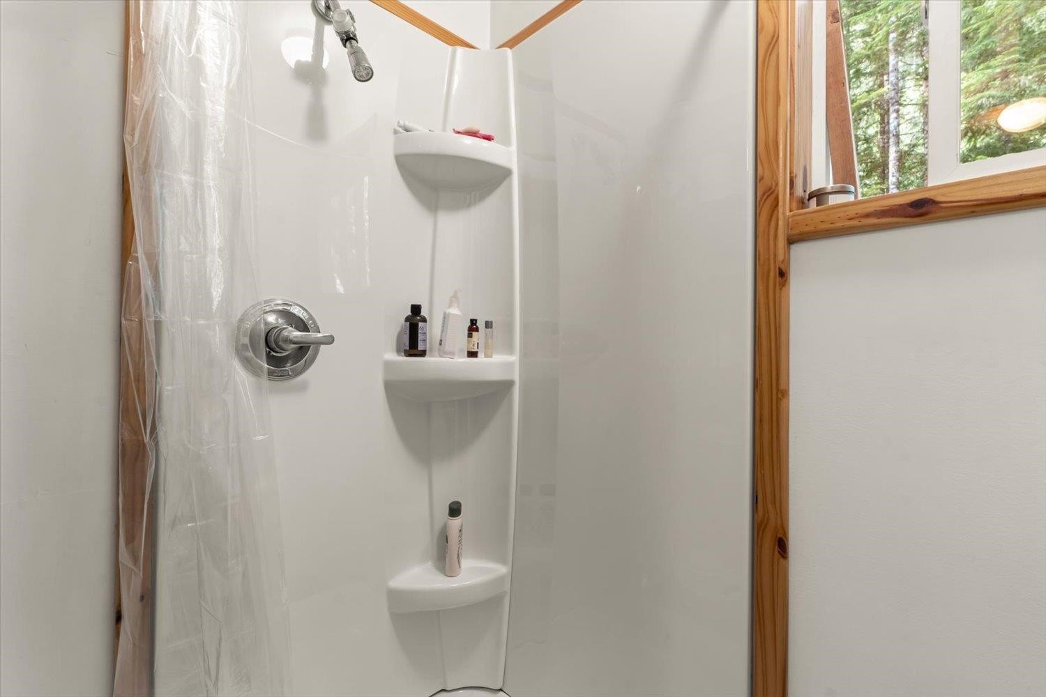 5123 Paulsen Road W, Chilliwack, BC - Indoor Photo Showing Bathroom