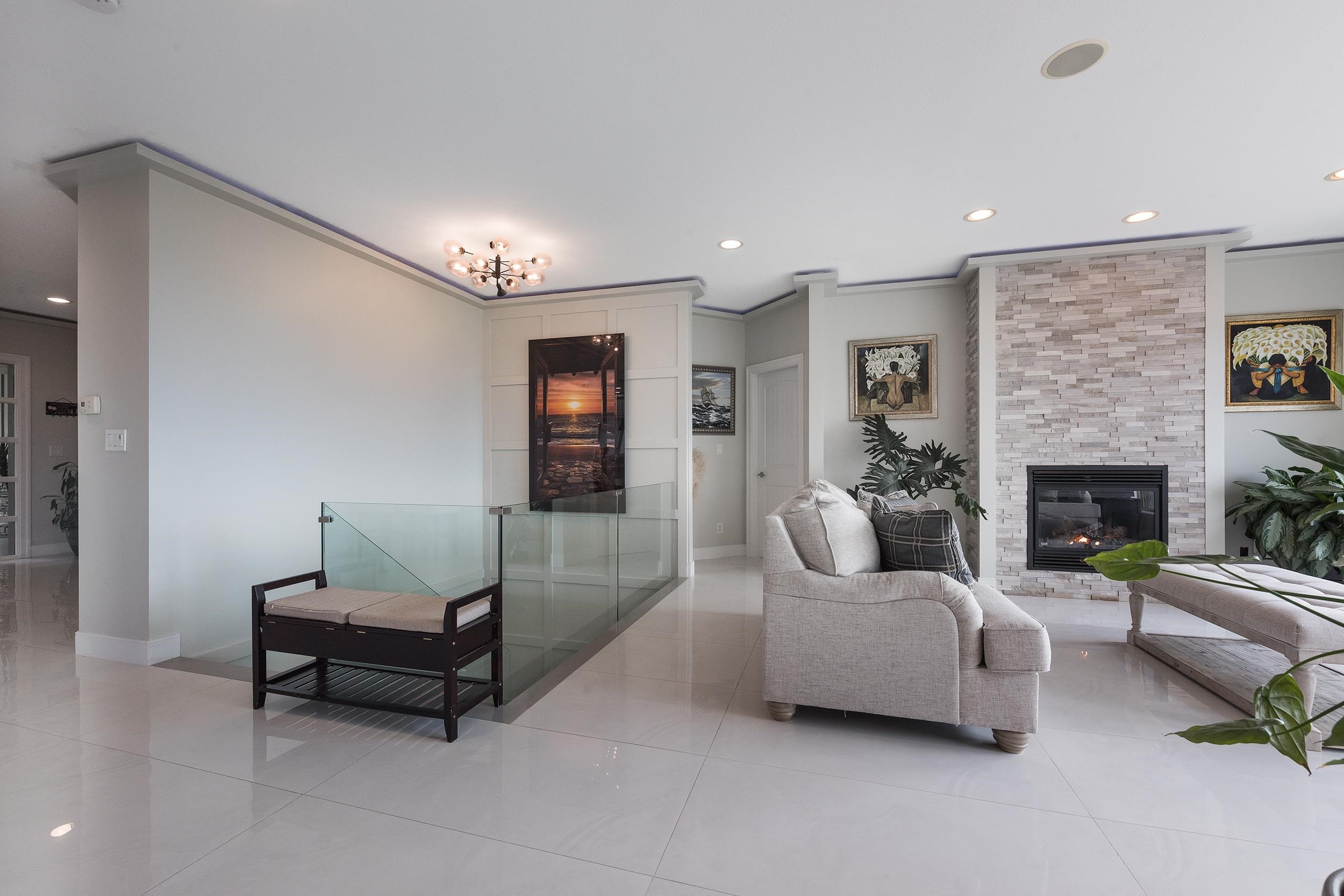 125-51075 Falls Court, Chilliwack, BC - Indoor With Fireplace