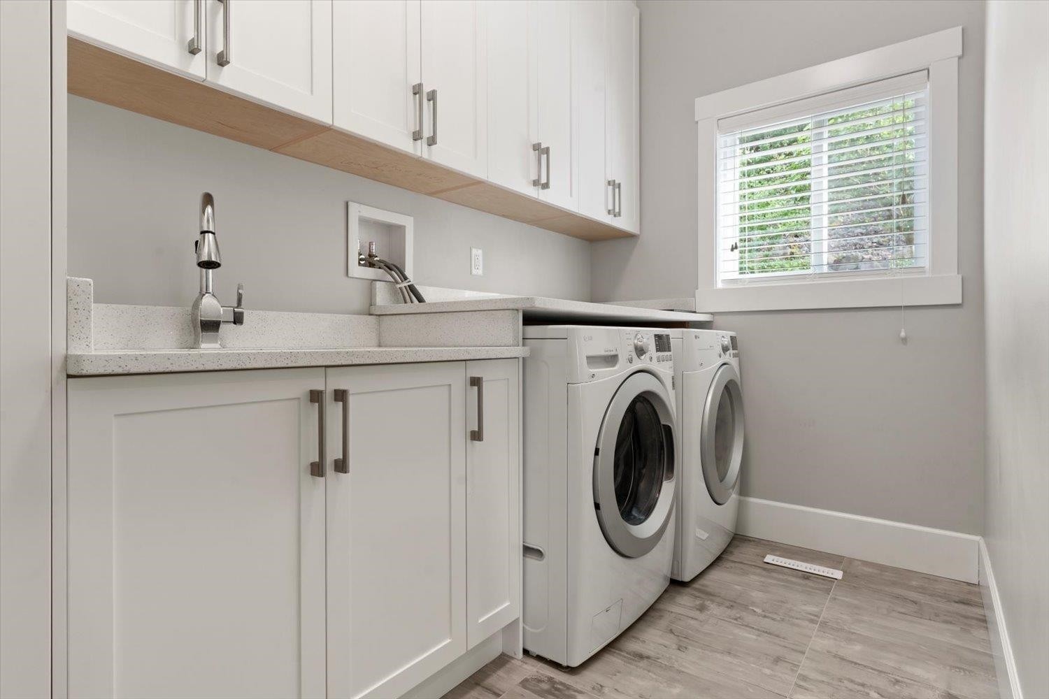 63-50778 Ledgestone Place, Chilliwack, BC - Indoor Photo Showing Laundry Room