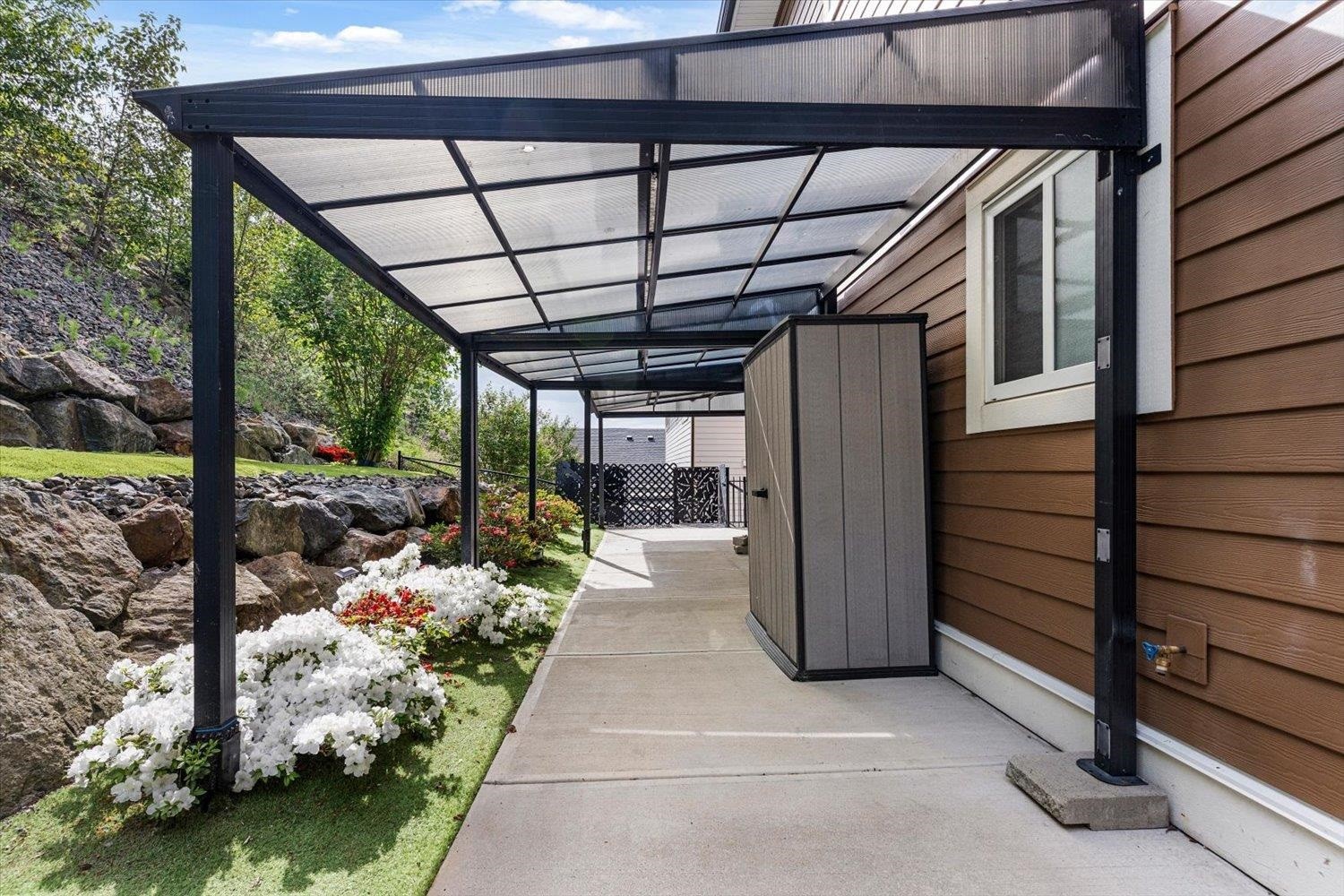 63-50778 Ledgestone Place, Chilliwack, BC - Outdoor With Exterior