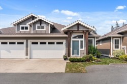 34-628 Mccombs Drive Harrison Hot Springs, BC V0M 1K0