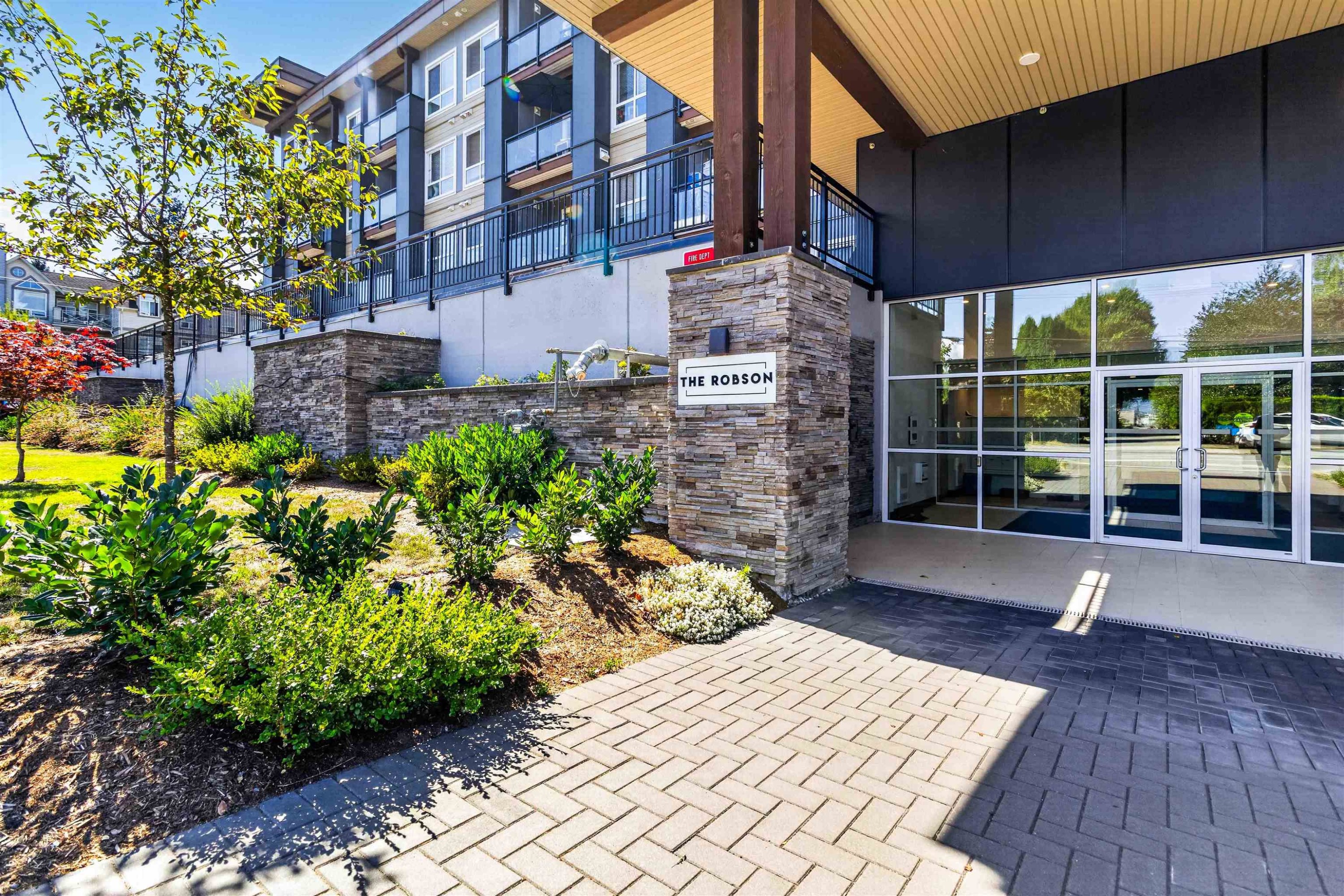 403-9450 Robson Street, Chilliwack, BC - Outdoor