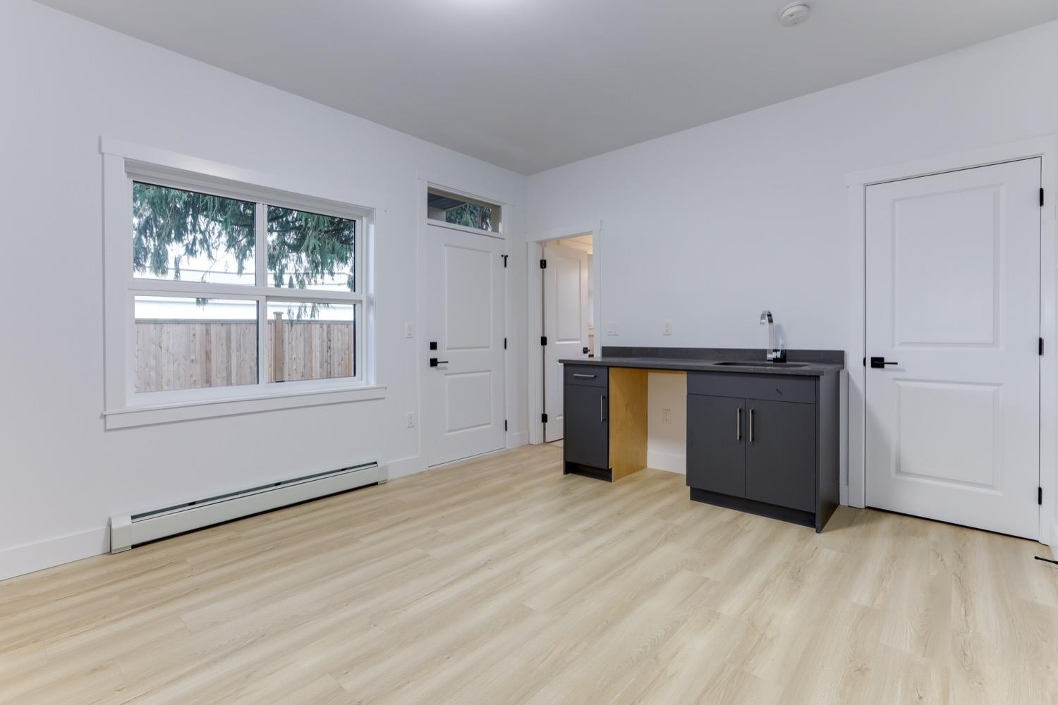 7-46376 Yale Road, Chilliwack, BC - Indoor Photo Showing Other Room