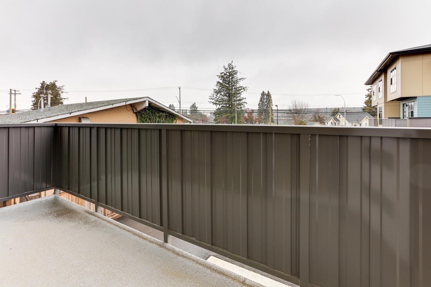 7-46376 Yale Road, Chilliwack, BC - Outdoor