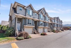 25-6498 Southdowne Place Chilliwack, BC V2R 0K3