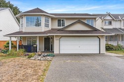 45470 Spruce Drive Chilliwack, BC V2R 3V3