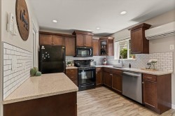 18-46778 Hudson Road Chilliwack, BC V2R 0K4