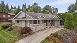 9951 Hillcrest Drive Chilliwack, BC V2P 7P4