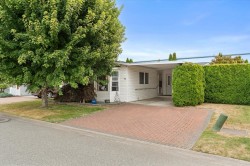 93-45918 Knight Road Chilliwack, BC V2R 3X4