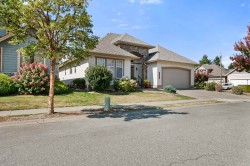 6843 Sheffield Way Chilliwack, BC V2R 5T1