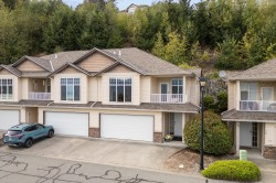 71-8590 Sunrise Drive Chilliwack, BC V2R 3Z4