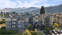 402C-45595 Tamihi Way Chilliwack, BC V2R 0G3