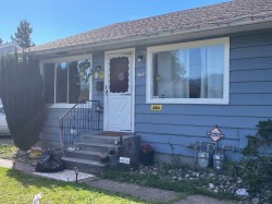 9287 Armitage Street Chilliwack, BC V2P 5Y3