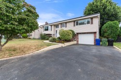 45992 Silver Avenue Chilliwack, BC V2R 2P9